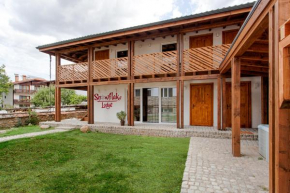 Къщи за ��ости Сноуфлейк Snowflake Chalet and Snowflake Lodge